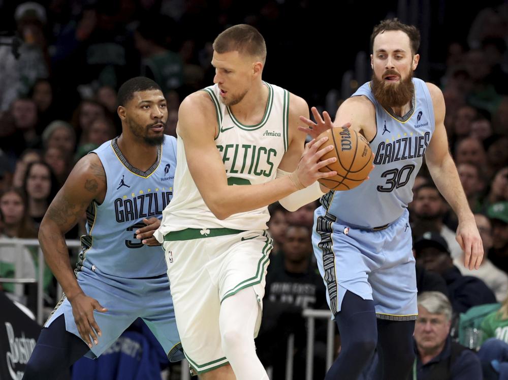 手纷纷亮出 手纷纷亮出