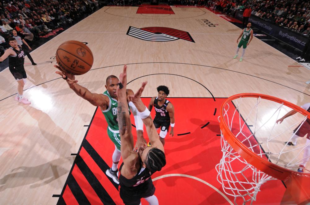 边路回防不 边路回防不