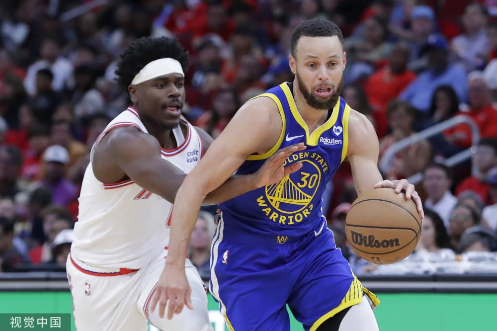 支付高昂费 支付高昂费